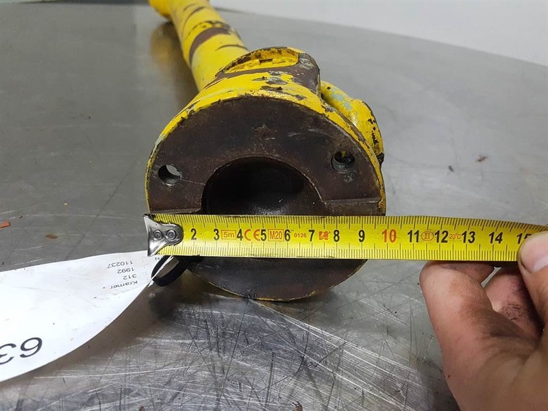 Kramer 312 - Propshaft/Gelenkwelle/Cardanas - Eje y piezas para Maquinaria de construcción: foto 3 Kramer 312 - Propshaft/Gelenkwelle/Cardanas - Eje y piezas para Maquinaria de construcción: foto 3