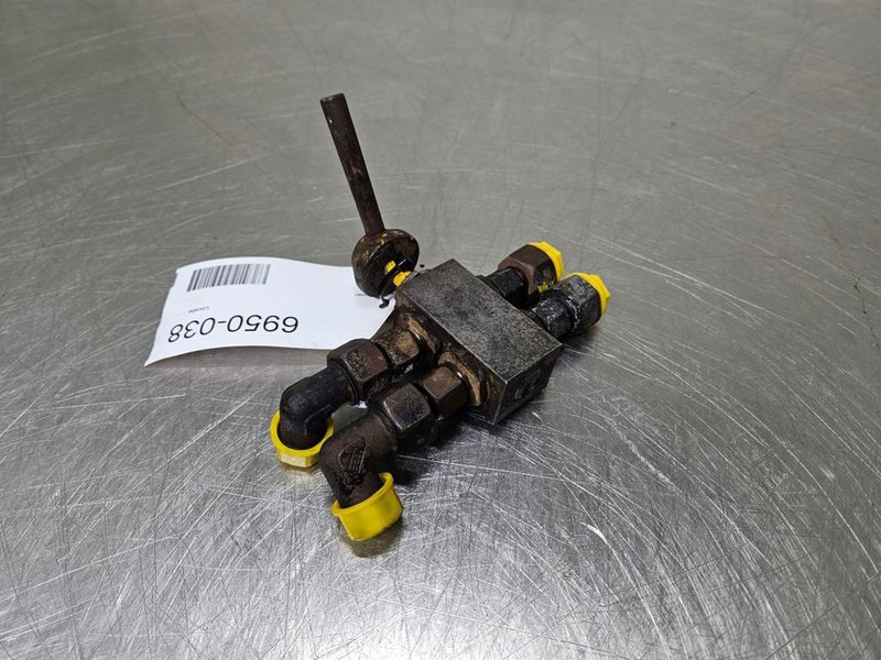 Kramer 512SL-Pister BKH-10L-Ball valve/Kugelhahn - Hidráulica para Maquinaria de construcción: foto 2 Kramer 512SL-Pister BKH-10L-Ball valve/Kugelhahn - Hidráulica para Maquinaria de construcción: foto 2