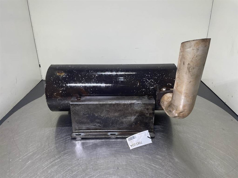 Liebherr A934C-10425378-Exhaust/Auspuff/Uitlaat - Motor para Maquinaria de construcción: foto 1 Liebherr A934C-10425378-Exhaust/Auspuff/Uitlaat - Motor para Maquinaria de construcción: foto 1