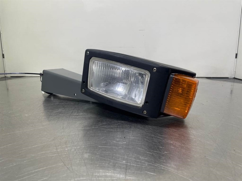 Liebherr L514 Speeder-6905528-Light/Leuchte/Verlichting - Sistema eléctrico para Maquinaria de construcción: foto 2 Liebherr L514 Speeder-6905528-Light/Leuchte/Verlichting - Sistema eléctrico para Maquinaria de construcción: foto 2