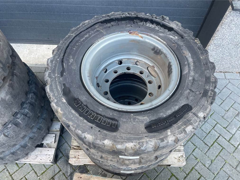 Liebherr LH24M-10.00-20-Tire/Reifen/Band - Neumáticos y llantas para Maquinaria de construcción: foto 3 Liebherr LH24M-10.00-20-Tire/Reifen/Band - Neumáticos y llantas para Maquinaria de construcción: foto 3