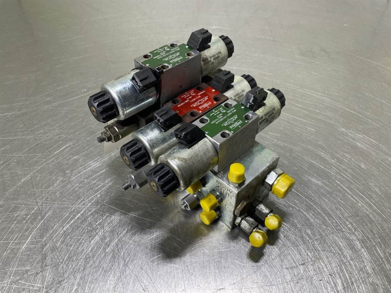 Mecalac 12MTX-6090341-NG6 Valve/Ventile/Ventiel - Hidráulica para Maquinaria de construcción: foto 1 Mecalac 12MTX-6090341-NG6 Valve/Ventile/Ventiel - Hidráulica para Maquinaria de construcción: foto 1