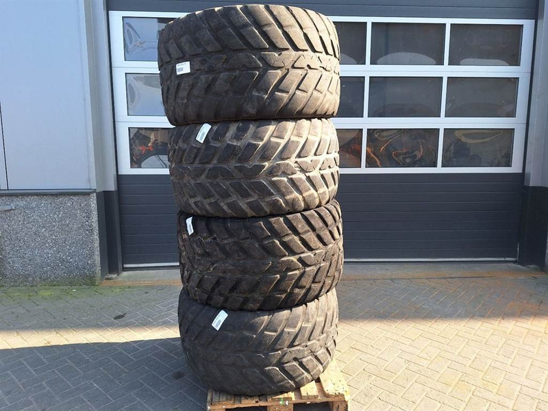 Mecalac 12MTX-Nokian 560/45R22.5-Tire/Reifen/Band - Neumáticos y llantas para Maquinaria de construcción: foto 1 Mecalac 12MTX-Nokian 560/45R22.5-Tire/Reifen/Band - Neumáticos y llantas para Maquinaria de construcción: foto 1