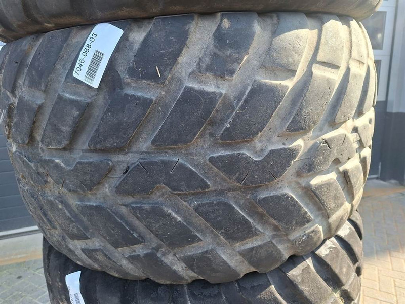 Mecalac 12MTX-Nokian 560/45R22.5-Tire/Reifen/Band - Neumáticos y llantas para Maquinaria de construcción: foto 2 Mecalac 12MTX-Nokian 560/45R22.5-Tire/Reifen/Band - Neumáticos y llantas para Maquinaria de construcción: foto 2