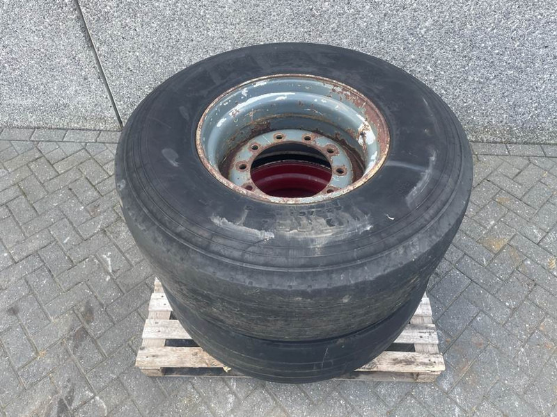 Michelin 425/65R22.5-Tire/Reifen/Band - Neumáticos y llantas para Maquinaria de construcción: foto 3 Michelin 425/65R22.5-Tire/Reifen/Band - Neumáticos y llantas para Maquinaria de construcción: foto 3