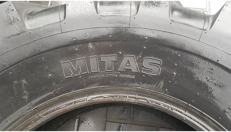 Mitas 17.5L-24 - Tyre/Reifen/Band - Neumático para Maquinaria de construcción: foto 2 Mitas 17.5L-24 - Tyre/Reifen/Band - Neumático para Maquinaria de construcción: foto 2