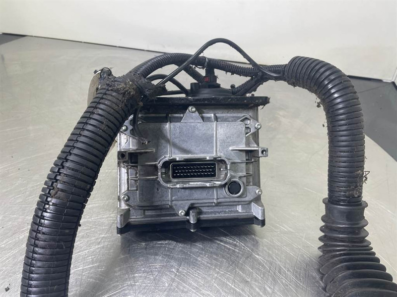 New Holland W110C-504374326-24V-Adblue - Motor para Maquinaria de construcción: foto 4 New Holland W110C-504374326-24V-Adblue - Motor para Maquinaria de construcción: foto 4