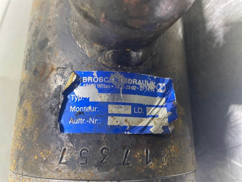 Hidráulica para Maquinaria de construcción New Holland W110C-Brosch Hydraulik-Lifting cylinder: foto 9