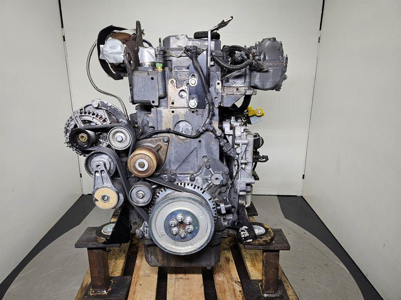 New Holland W110C-FPT F4HFE413J-Engine/Motor - Motor para Maquinaria de construcción: foto 3 New Holland W110C-FPT F4HFE413J-Engine/Motor - Motor para Maquinaria de construcción: foto 3