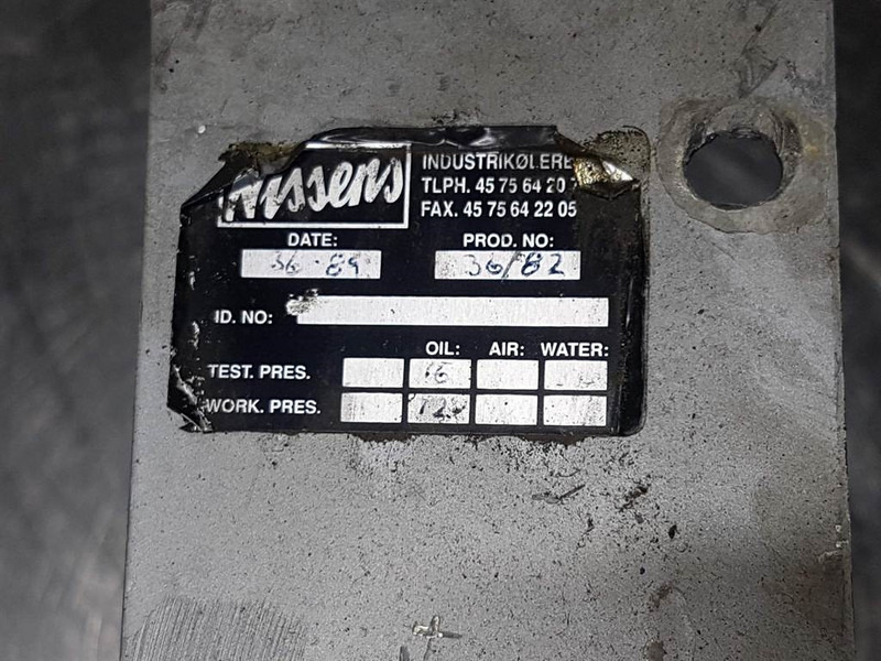 Nissens - Oil cooler/Ölkühler/Oliekoeler - Hidráulica para Maquinaria de construcción: foto 4 Nissens - Oil cooler/Ölkühler/Oliekoeler - Hidráulica para Maquinaria de construcción: foto 4