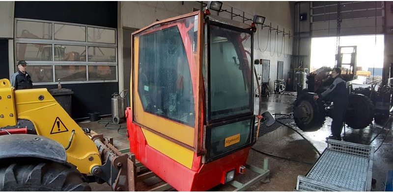 O & K MH 6.5 - Cabin/Kabine/Cabine - Cabina e interior para Maquinaria de construcción: foto 3 O & K MH 6.5 - Cabin/Kabine/Cabine - Cabina e interior para Maquinaria de construcción: foto 3