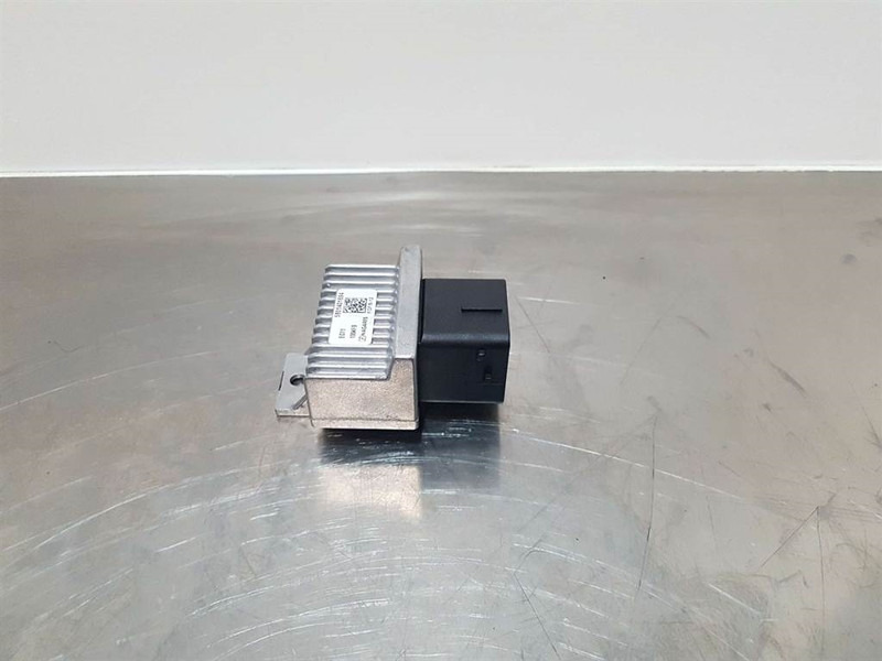 Perkins 854E-E34TA-5801401694-Relay/Relais/Glow plug - Sistema eléctrico para Maquinaria de construcción: foto 2 Perkins 854E-E34TA-5801401694-Relay/Relais/Glow plug - Sistema eléctrico para Maquinaria de construcción: foto 2