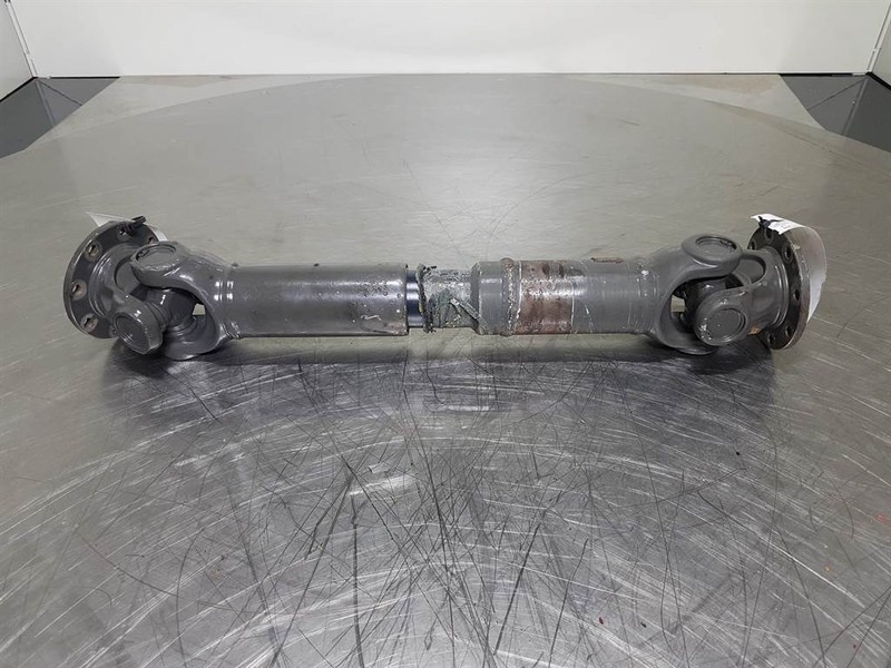 Sennebogen 818 - Propshaft/Gelenkwelle/Cardanas - Eje y piezas para Maquinaria de construcción: foto 2 Sennebogen 818 - Propshaft/Gelenkwelle/Cardanas - Eje y piezas para Maquinaria de construcción: foto 2