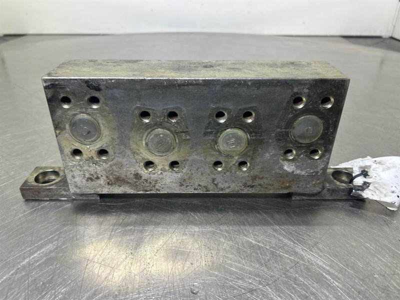 Hidráulica para Maquinaria de construcción Terex TW150-6058150-Distributor/Verteiler: foto 6 Hidráulica para Maquinaria de construcción Terex TW150-6058150-Distributor/Verteiler: foto 6