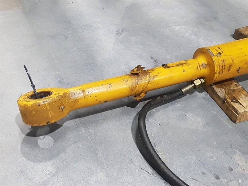 - Tilt cylinder/Kippzylinder/Nijgcilinder - Hidráulica: foto 3 - Tilt cylinder/Kippzylinder/Nijgcilinder - Hidráulica: foto 3