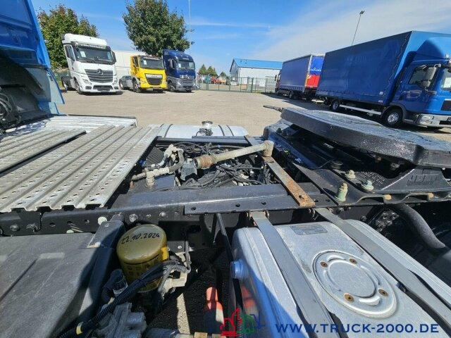 MAN TGX 18.500 XL 4x4 H Kipphyd. Bett Kühlschrank - Cabeza tractora: foto 3 MAN TGX 18.500 XL 4x4 H Kipphyd. Bett Kühlschrank - Cabeza tractora: foto 3