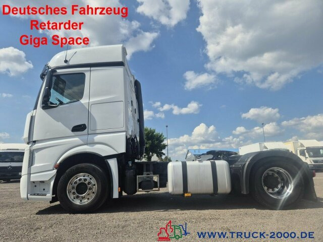 Mercedes-Benz Actros 1846 Giga Space Retarder 2 Betten - Cabeza tractora: foto 1 Mercedes-Benz Actros 1846 Giga Space Retarder 2 Betten - Cabeza tractora: foto 1