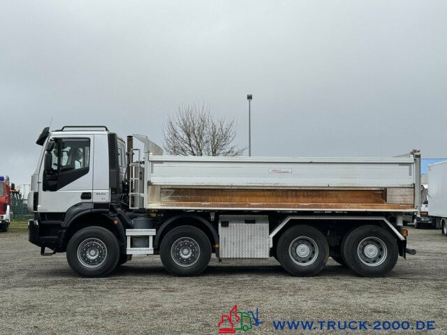 Iveco 340T50 Trakker 8x4 Bordmatik Links/Rechts/Hinten - Camión volquete: foto 4 Iveco 340T50 Trakker 8x4 Bordmatik Links/Rechts/Hinten - Camión volquete: foto 4