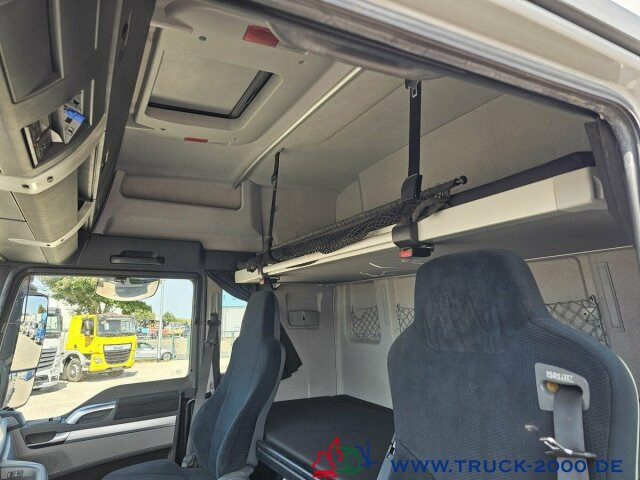 MAN TGX 26.460 XXL LowLiner Jumbo Retarder 2 Betten - Camión portacontenedore/ Intercambiable: foto 4 MAN TGX 26.460 XXL LowLiner Jumbo Retarder 2 Betten - Camión portacontenedore/ Intercambiable: foto 4