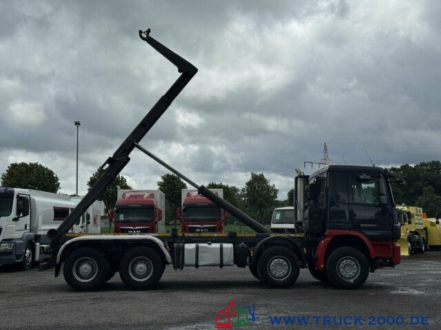 Mercedes-Benz Actros 3248 8x4 Meiller RK 30.70K NUR 335.482 Km - Camión multibasculante: foto 4 Mercedes-Benz Actros 3248 8x4 Meiller RK 30.70K NUR 335.482 Km - Camión multibasculante: foto 4