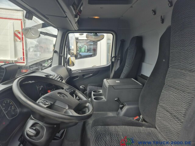 Mercedes-Benz Atego 1021 7m Koffer LBW 1.5t. nur 188549 KM - Camión caja cerrada: foto 5 Mercedes-Benz Atego 1021 7m Koffer LBW 1.5t. nur 188549 KM - Camión caja cerrada: foto 5