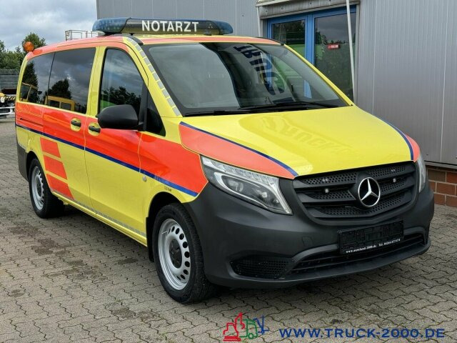 Mercedes-Benz Vito 119 CDI 4x4 Notarzt Rettung Ambulance Klima - Ambulancia: foto 1 Mercedes-Benz Vito 119 CDI 4x4 Notarzt Rettung Ambulance Klima - Ambulancia: foto 1