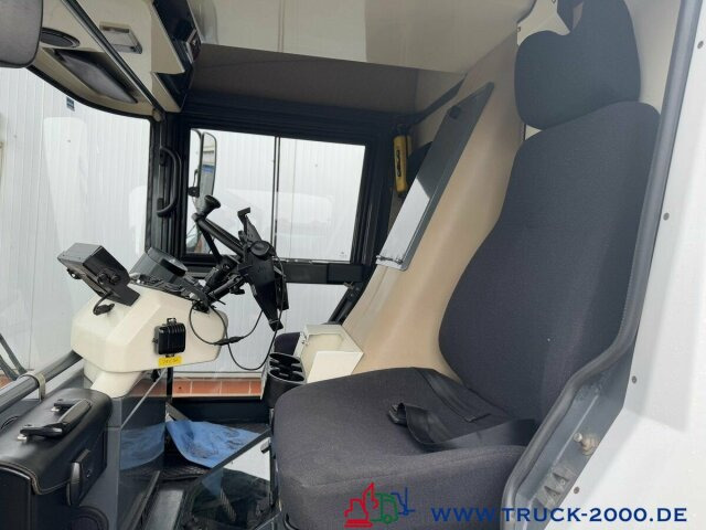 Ravo 540 3 Besensystem Sweeper + Sprühen 50 Km/h - Barredora vial: foto 5 Ravo 540 3 Besensystem Sweeper + Sprühen 50 Km/h - Barredora vial: foto 5
