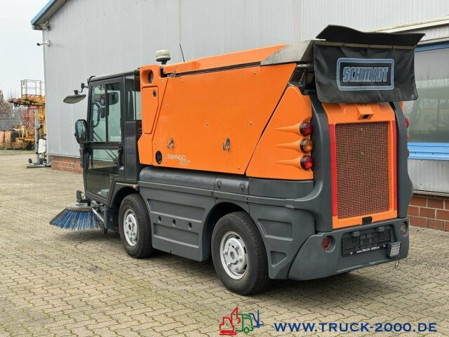 Schmidt Swingo Compact 200 4 Radlenkung Kehren + Sprühen - Barredora vial: foto 4 Schmidt Swingo Compact 200 4 Radlenkung Kehren + Sprühen - Barredora vial: foto 4