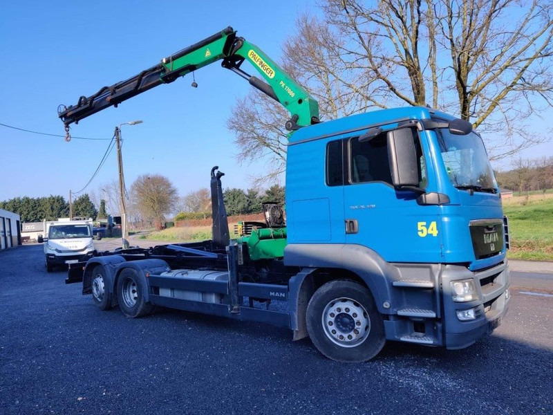 MAN Wij zoeken vrachtwagens / kranen / containersystemen - Camión caja cerrada: foto 5 MAN Wij zoeken vrachtwagens / kranen / containersystemen - Camión caja cerrada: foto 5