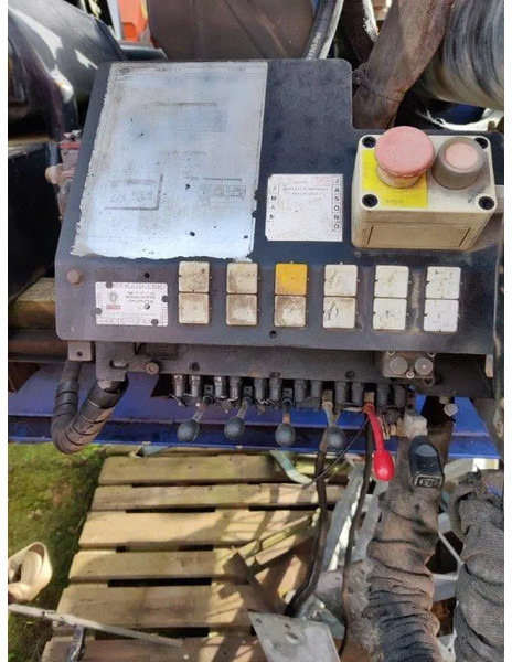 PM autolaadkraan / crane remote control Serie 12.5 - Brazo: foto 4 PM autolaadkraan / crane remote control Serie 12.5 - Brazo: foto 4