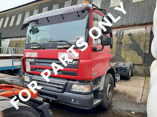 DAF CF75.310 6X2 - Camión chasis: foto 2 DAF CF75.310 6X2 - Camión chasis: foto 2