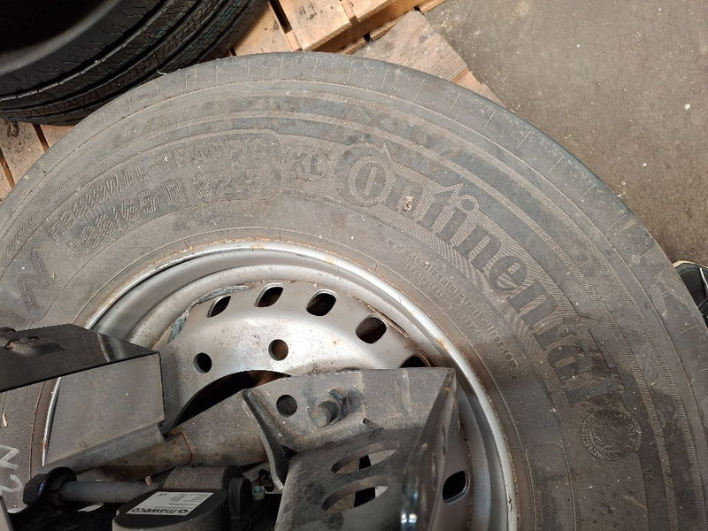 Diversen DIVERSE BANDEN MERKEN - Neumático: foto 3 Diversen DIVERSE BANDEN MERKEN - Neumático: foto 3