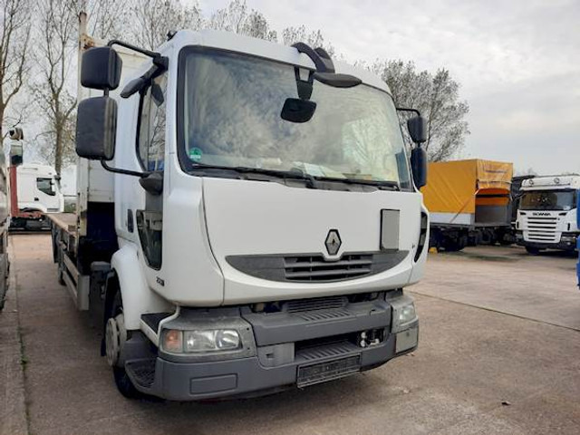 Renault MIDLUM 220 - Camión chasis: foto 3 Renault MIDLUM 220 - Camión chasis: foto 3