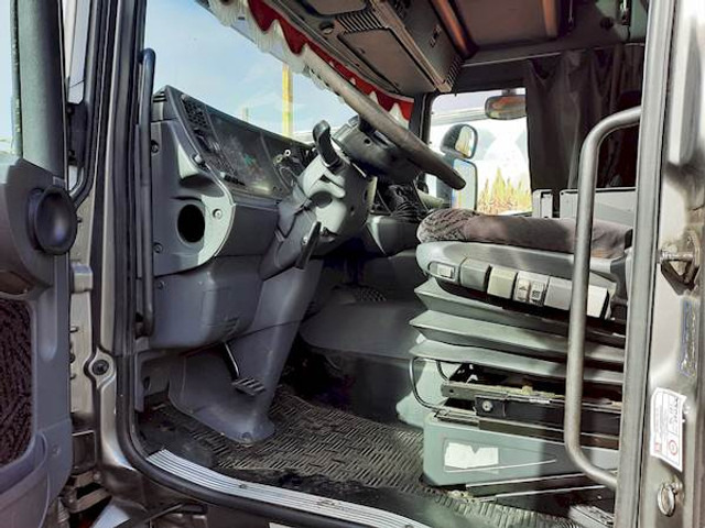 Scania R 114 LB 380 - Camión chasis: foto 5 Scania R 114 LB 380 - Camión chasis: foto 5