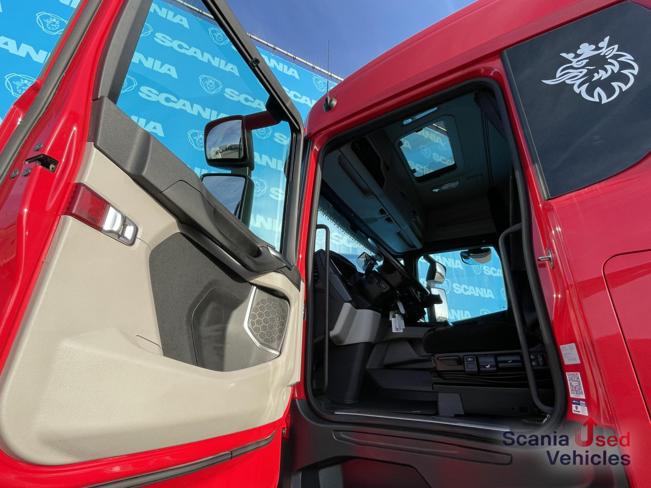 SCANIA R 410 A4x2NA RETARDER LED NAVI - Cabeza tractora: foto 3 SCANIA R 410 A4x2NA RETARDER LED NAVI - Cabeza tractora: foto 3