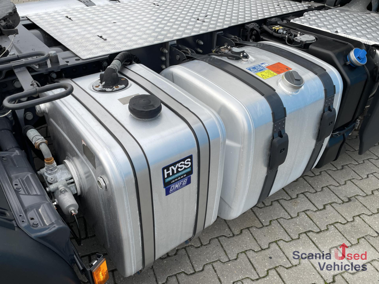 SCANIA R 450 A4x2NB RETARDER DIFF-L FULL AIR HYDRO 8T - Cabeza tractora: foto 2 SCANIA R 450 A4x2NB RETARDER DIFF-L FULL AIR HYDRO 8T - Cabeza tractora: foto 2