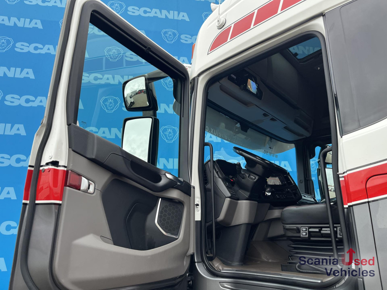 SCANIA S 500 A4x2NB RETARDER FULL AIR P-AIRCO HYDRO 8T - Cabeza tractora: foto 5 SCANIA S 500 A4x2NB RETARDER FULL AIR P-AIRCO HYDRO 8T - Cabeza tractora: foto 5