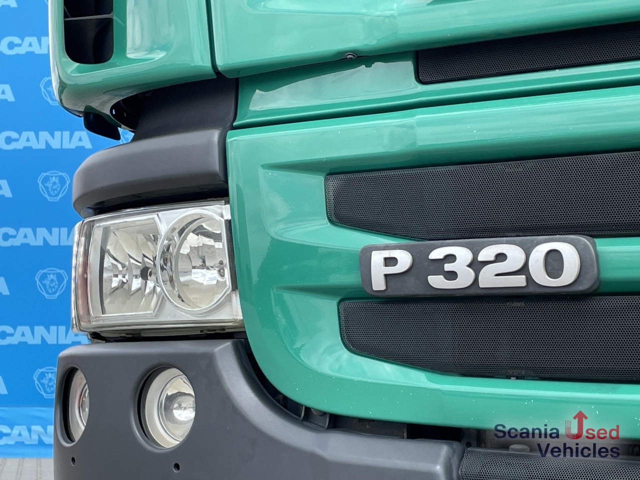 SCANIA P 320 DB6x2*4MNB RETARDER FULL AIR 8T TAIL LIFT AC - Camión caja cerrada: foto 3 SCANIA P 320 DB6x2*4MNB RETARDER FULL AIR 8T TAIL LIFT AC - Camión caja cerrada: foto 3