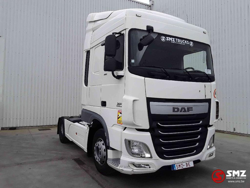 DAF 106 XF 460 intarder - Cabeza tractora: foto 1 DAF 106 XF 460 intarder - Cabeza tractora: foto 1