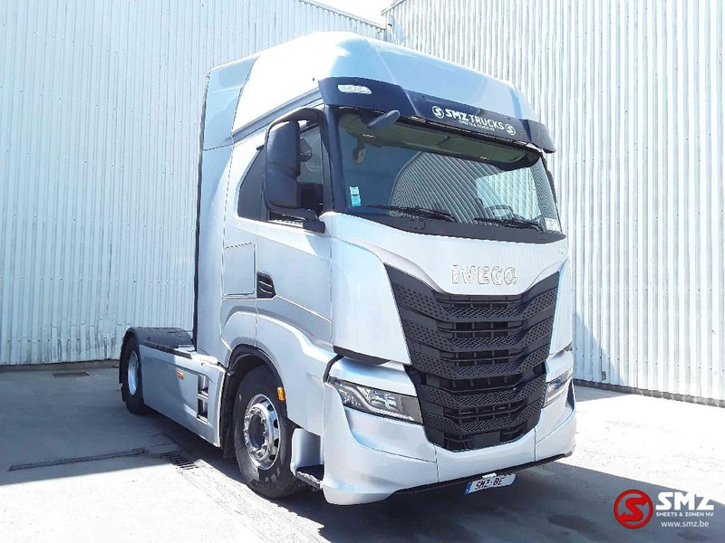 Iveco S-WAY 510 intarder bycool air 313km - Cabeza tractora: foto 1 Iveco S-WAY 510 intarder bycool air 313km - Cabeza tractora: foto 1