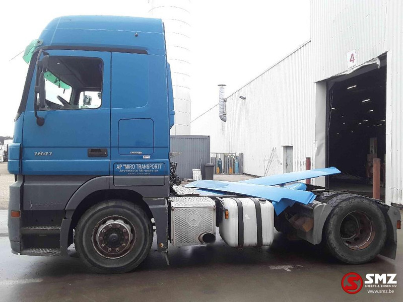Mercedes-Benz Actros 1841 retarder 3 pedals - Cabeza tractora: foto 5 Mercedes-Benz Actros 1841 retarder 3 pedals - Cabeza tractora: foto 5