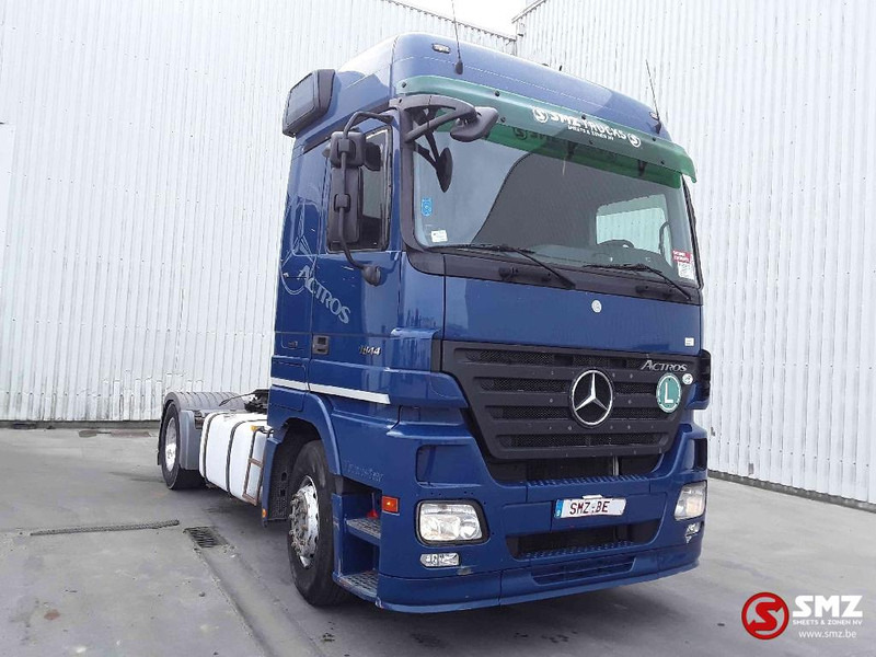 Mercedes-Benz Actros 1844 3 pedals retarder - Cabeza tractora: foto 1 Mercedes-Benz Actros 1844 3 pedals retarder - Cabeza tractora: foto 1