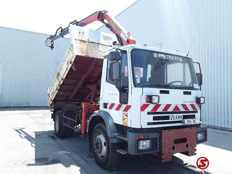 Iveco Eurocargo 150 E 18 120000km manual pump - Camión volquete, Camión grúa: foto 1 Iveco Eurocargo 150 E 18 120000km manual pump - Camión volquete, Camión grúa: foto 1