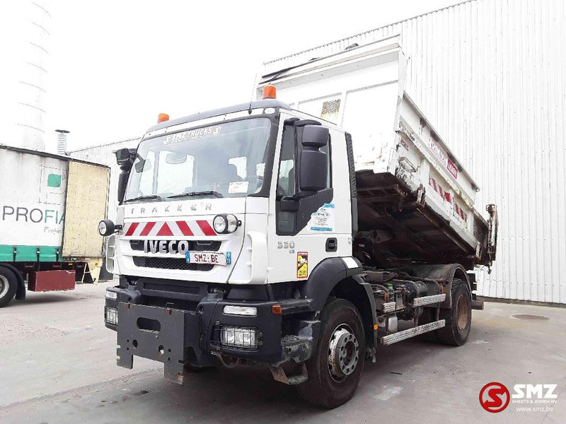 Iveco Trakker 330 184"km snow equipment - Camión volquete: foto 3 Iveco Trakker 330 184"km snow equipment - Camión volquete: foto 3
