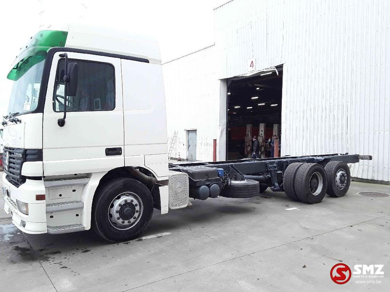 Mercedes-Benz Actros 2535 - Camión chasis: foto 5 Mercedes-Benz Actros 2535 - Camión chasis: foto 5