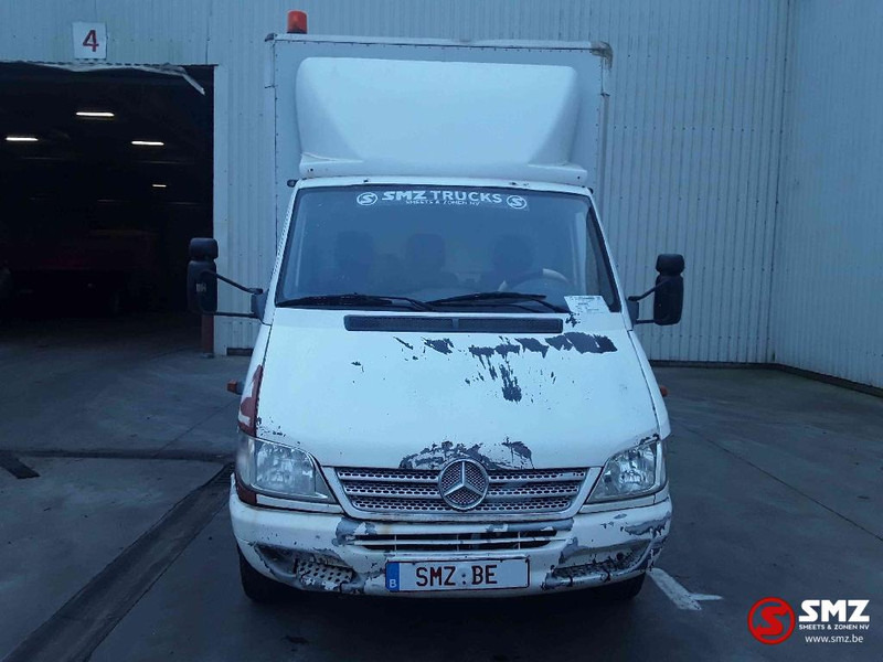 Mercedes-Benz Sprinter 413 CDI - Camión caja cerrada: foto 2 Mercedes-Benz Sprinter 413 CDI - Camión caja cerrada: foto 2