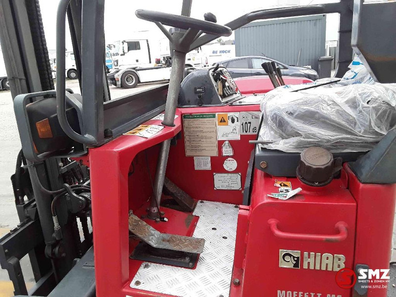 Carretilla elevadora Moffett M5 25.3: foto 6 Carretilla elevadora Moffett M5 25.3: foto 6