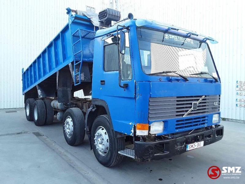 Volvo FL 10 320 manual pump 8x4 - Camión volquete: foto 1 Volvo FL 10 320 manual pump 8x4 - Camión volquete: foto 1