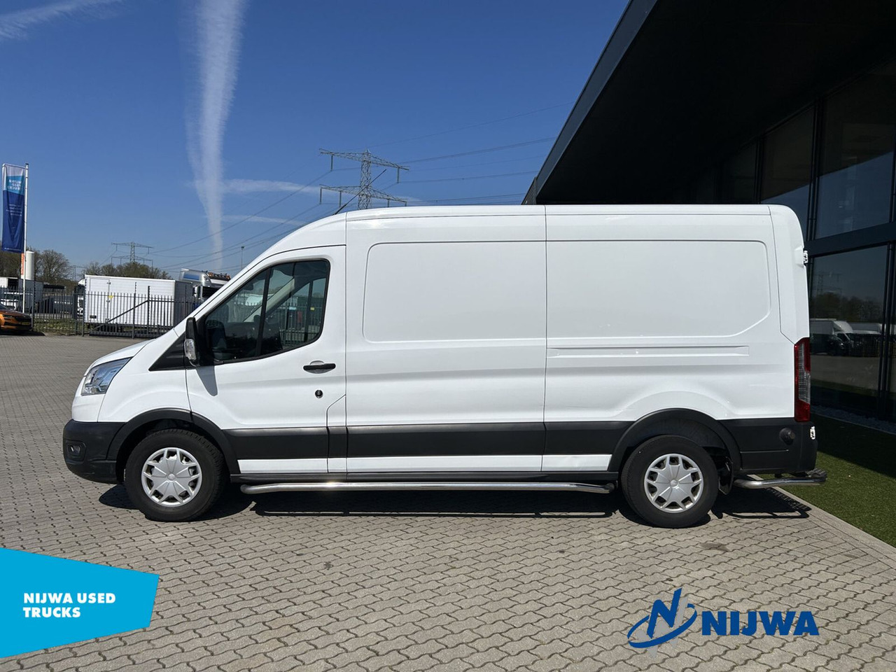 Ford Transit 130 L3H2 Automaat + Achteruitrijcamera - Furgón: foto 5 Ford Transit 130 L3H2 Automaat + Achteruitrijcamera - Furgón: foto 5