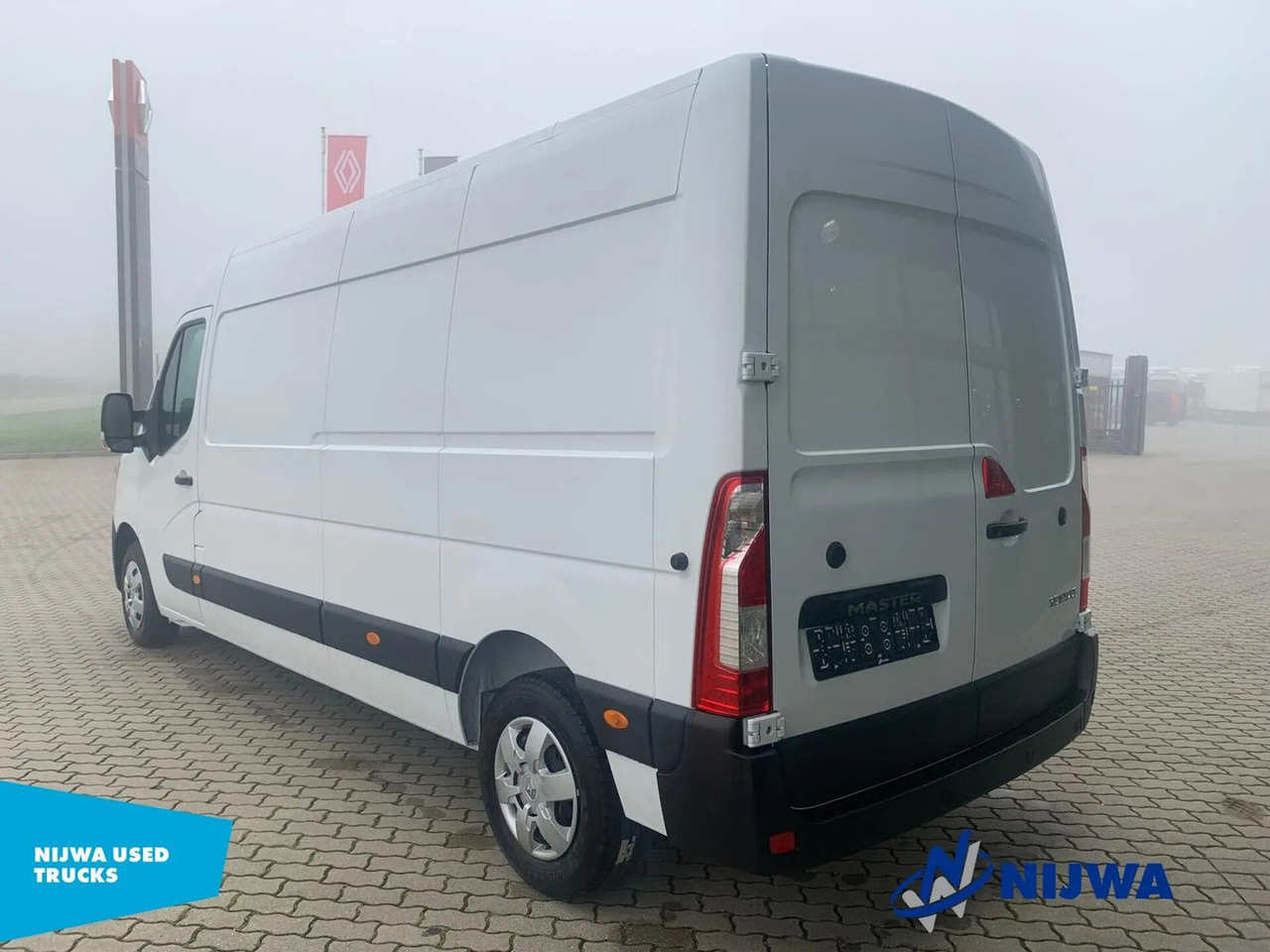 Renault Master 180 L3H2 Parkeersensoren + Airco Kasten - Furgón: foto 4 Renault Master 180 L3H2 Parkeersensoren + Airco Kasten - Furgón: foto 4